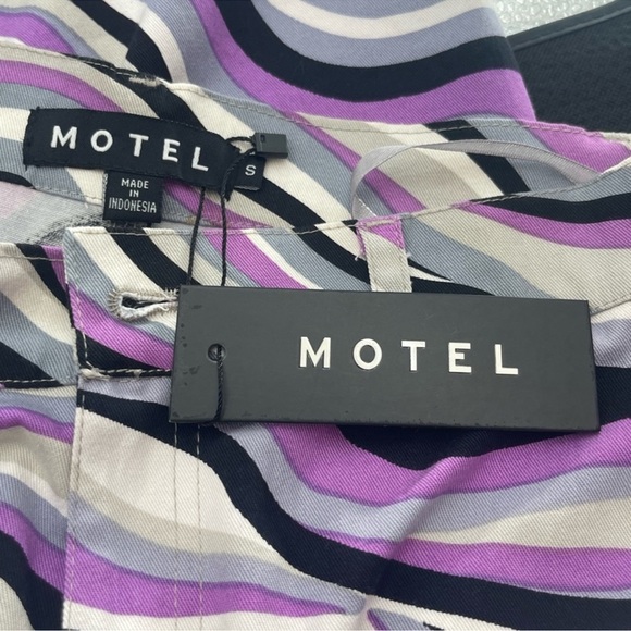 Urban outfitters Motel Rocks Purple Zebra Striped Pants Size Small nwt - Picture 3 of 7